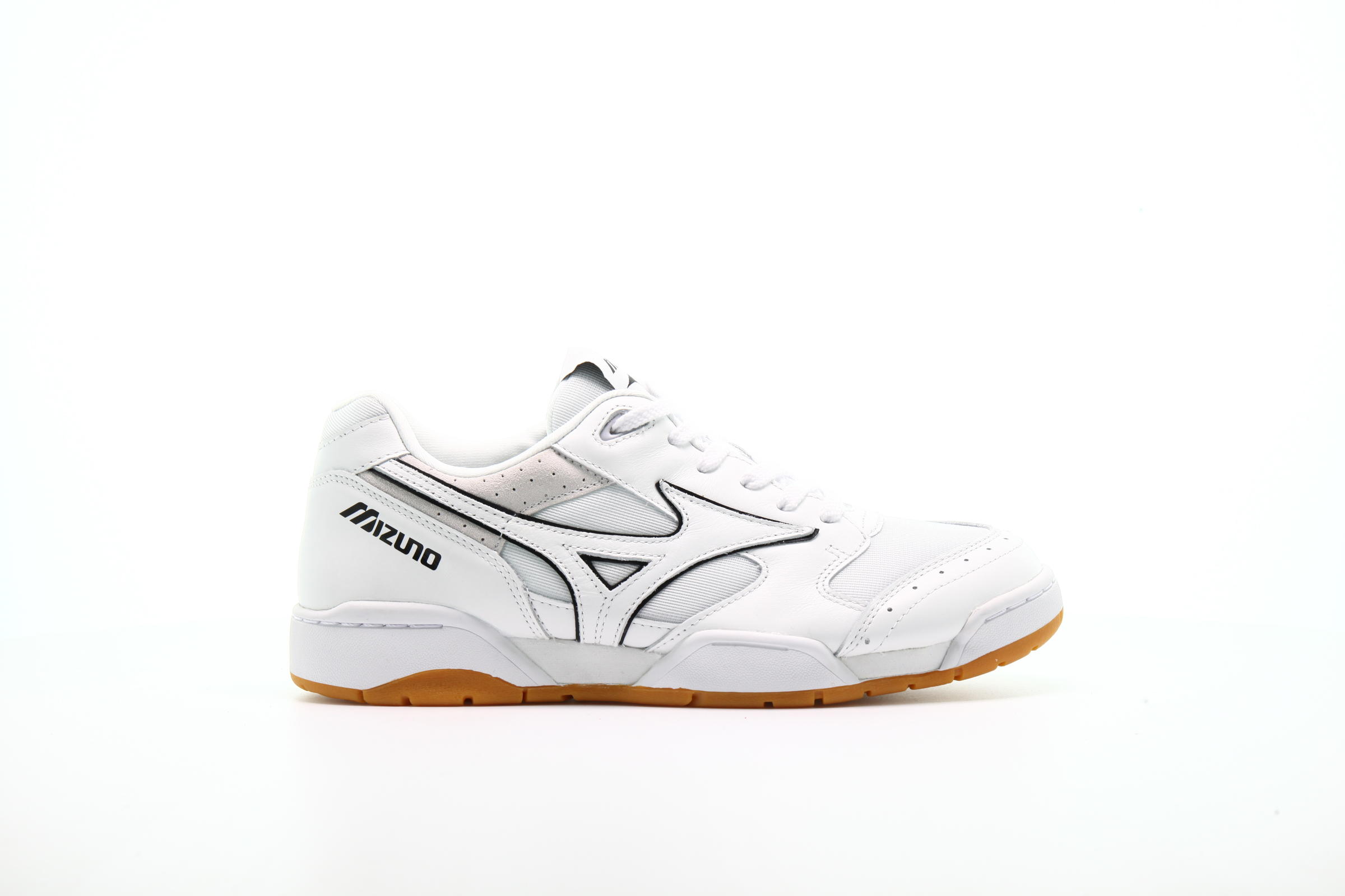 Mizuno shops court select